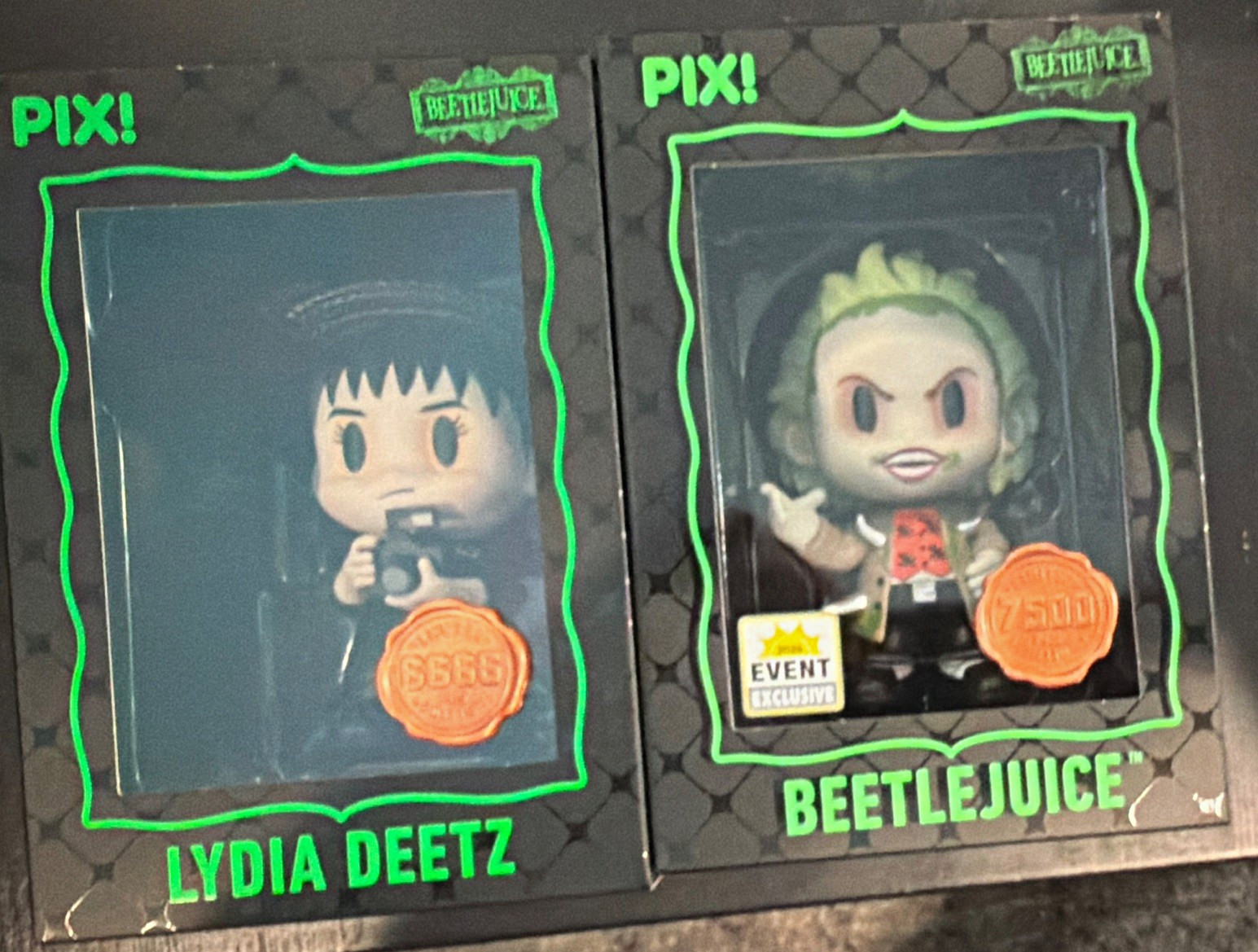 thrilljoy PIX Beetlejuice & Lydia Deetz 2-Pack Vinyl Figurines Boxed