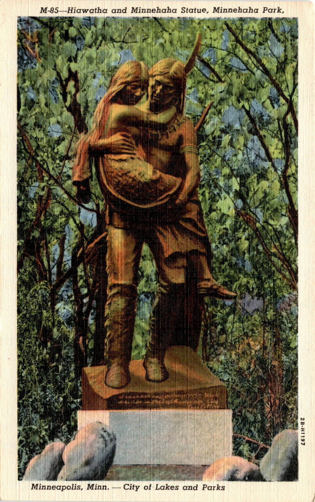 Hiawatha and Minnehaha Statue, Minnehaha Park, Minneapolis, Postcard