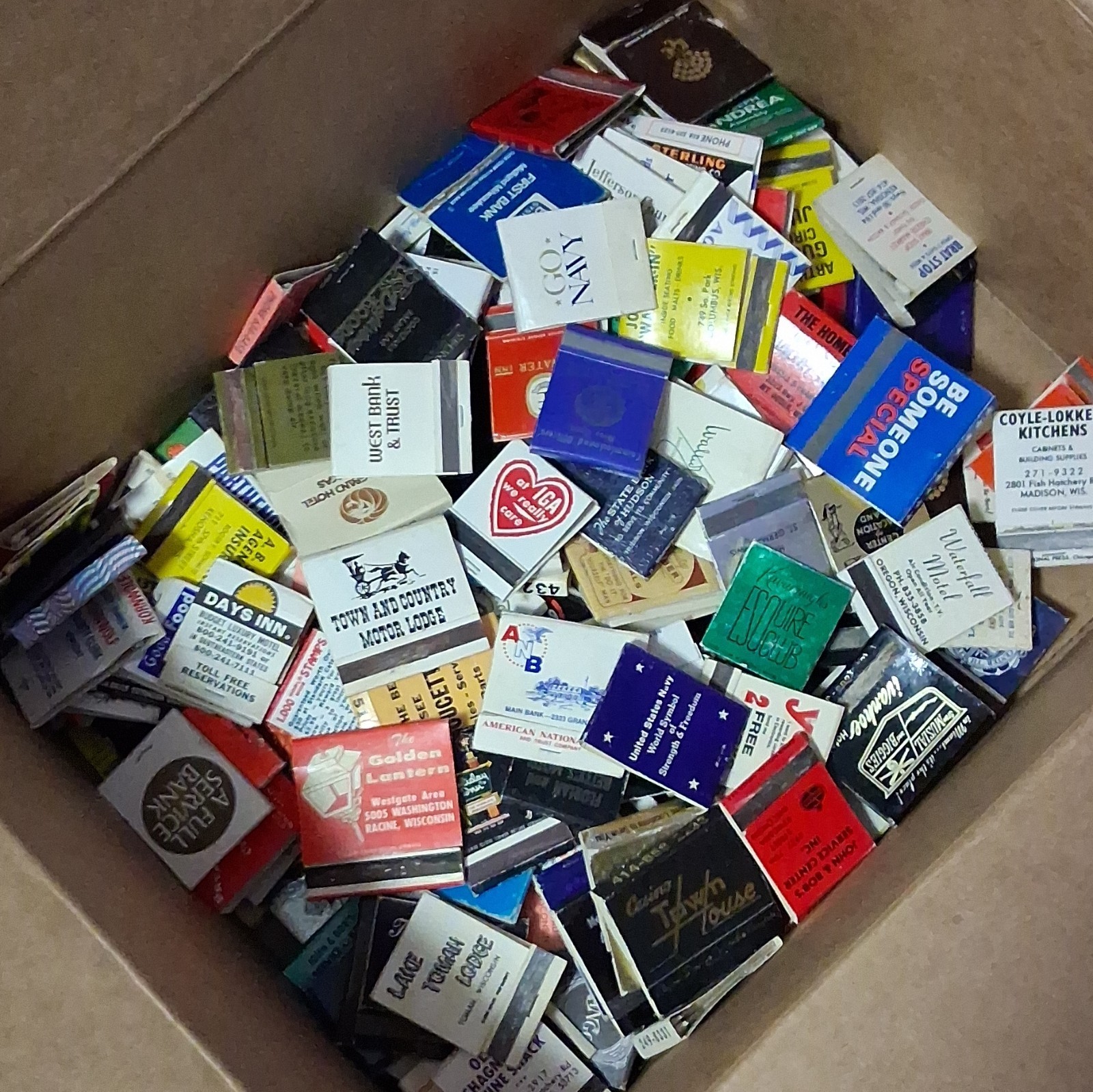 100 Vtg Partial Struck Matchbooks Large Mixed Lot Random Drawn