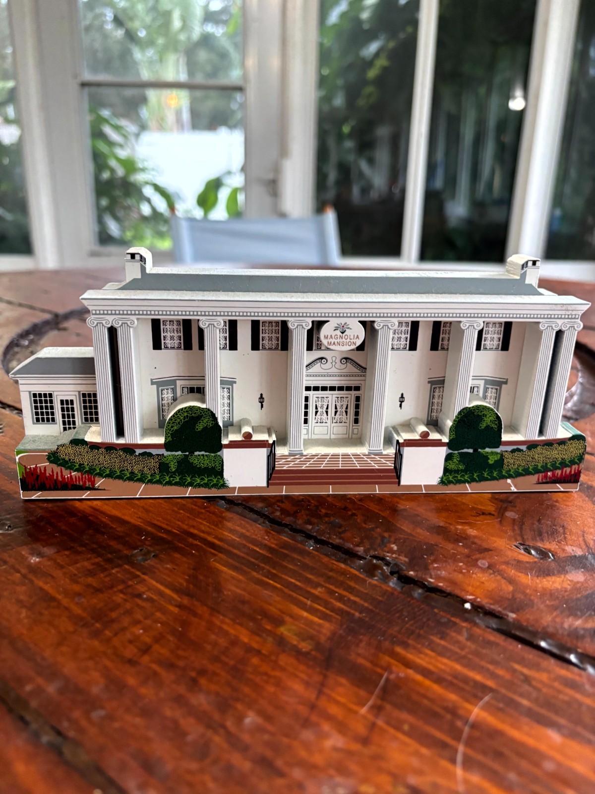 VTG Shelia's Collectibles Magnolia Mansion Cypress Gardens Florida Wooden House