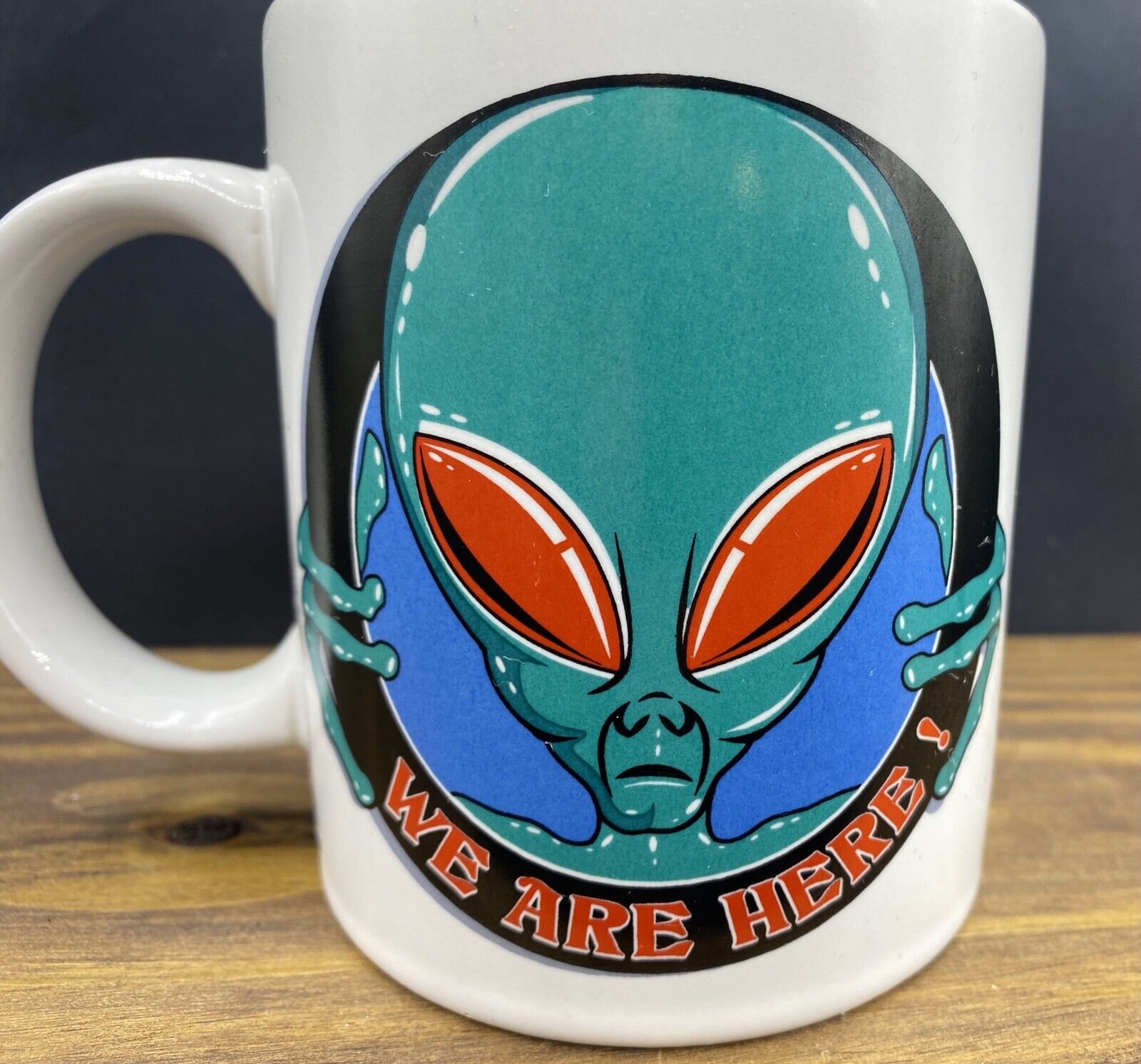 VNT 90's Retro Alien Grey Lazare Area 51 WE ARE HERE Mug Coffee 1997 RARE