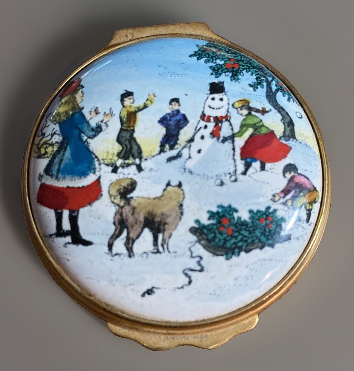Vintage Bilston & Battersea Round Trinket Box with hinged lid 