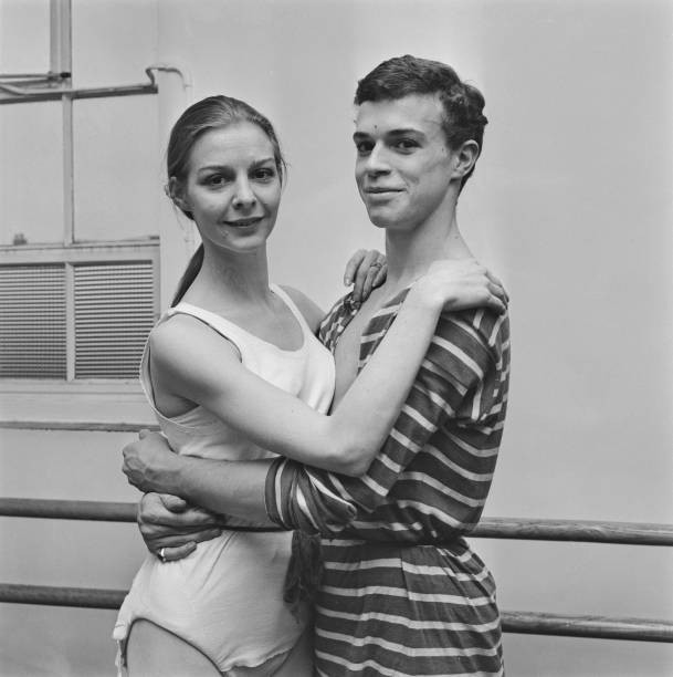 British ballet dancers Antoinette Sibley and Anthony Dowell 1960s OLD PHOTO