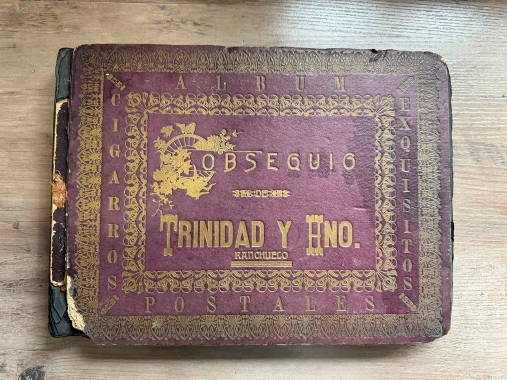 RARE CUBA CUBAN TRINIDAD Y HERMANOS CIGAR PHOTO ALBUM BOOK 1019 CARDS CARD PHOTO