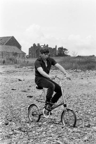 Roman Polanski on the set of the film Cul de Sac in July 1965 Old Photo 2