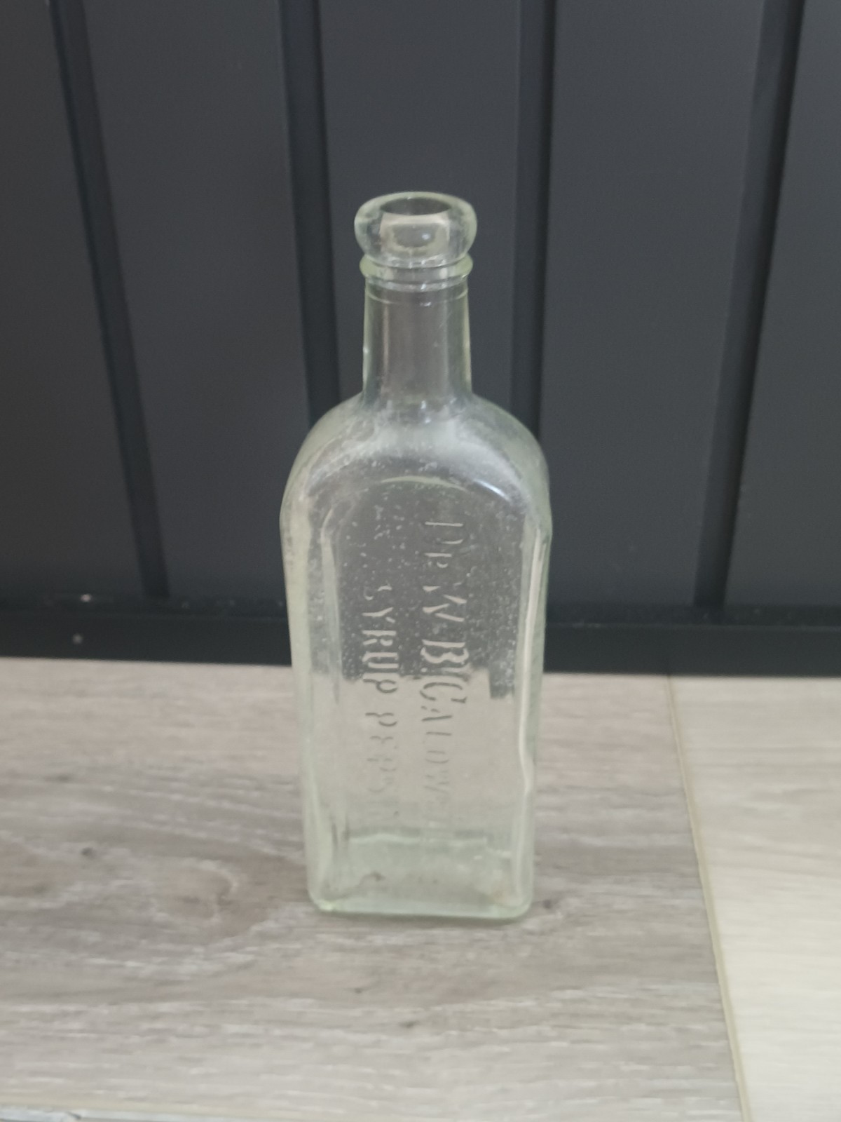 DR. W.B. Caldwell's Syrup Embossed Medicine Bottle Monticello , IL. Vint. 1890's