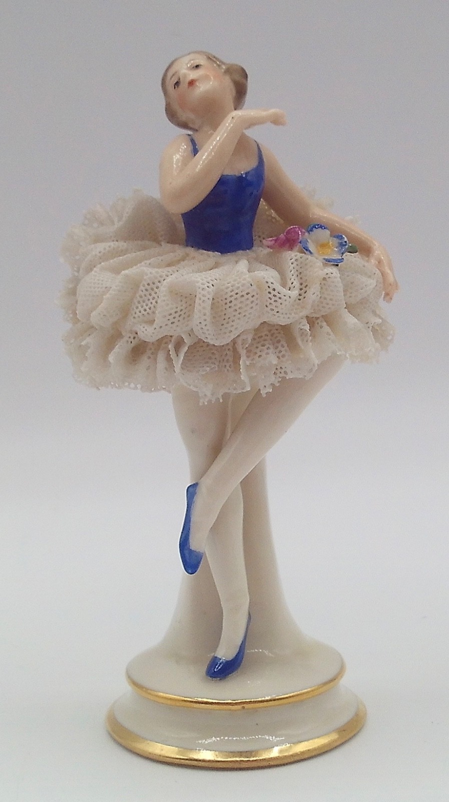 Antique Dresden Germany Porcelain Lace Ballerina Figure 4