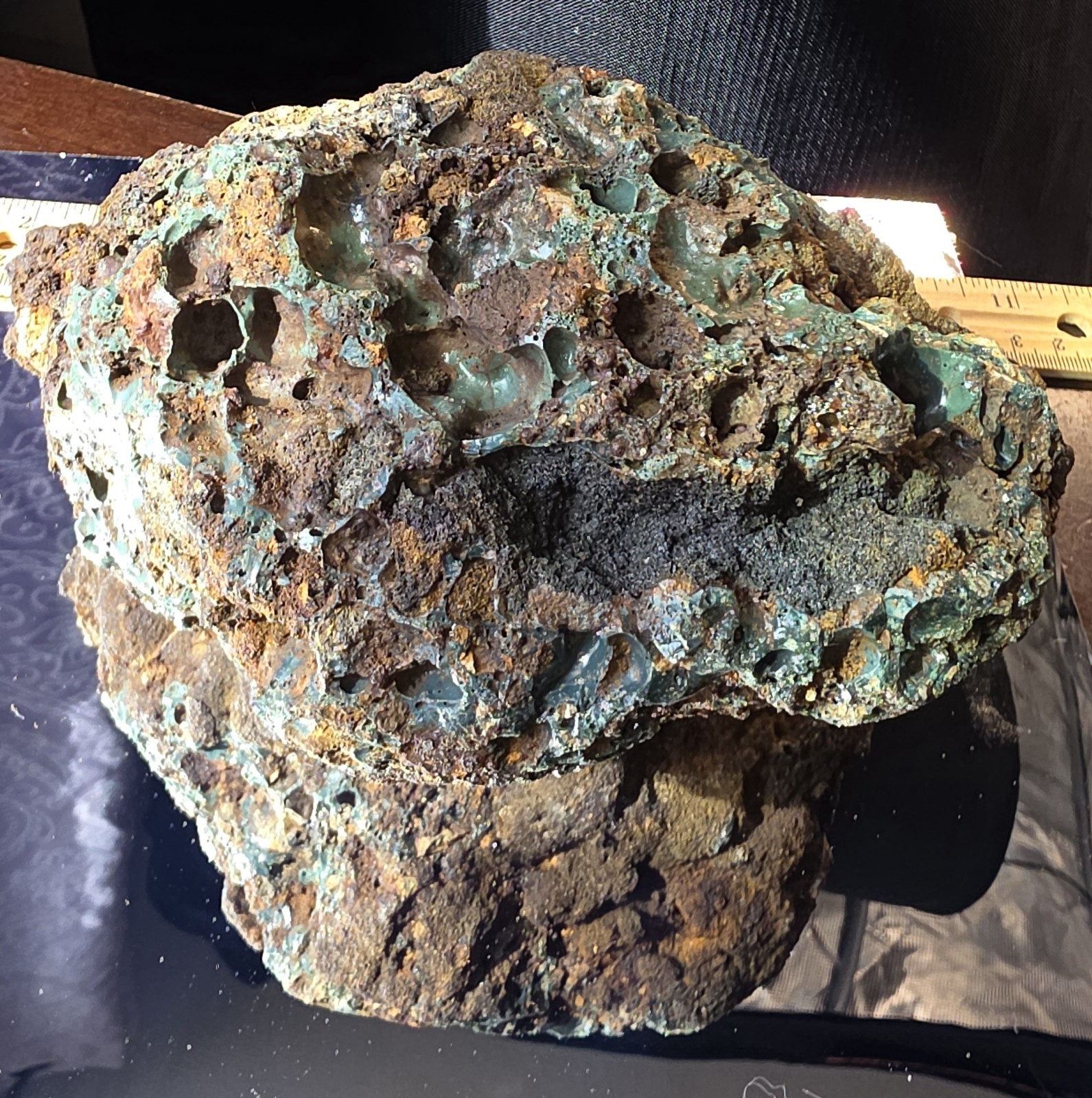 RARE MASSIVE Bubble BLUE Slag Glass Boulder, 5.3lb From THE PORTAL 