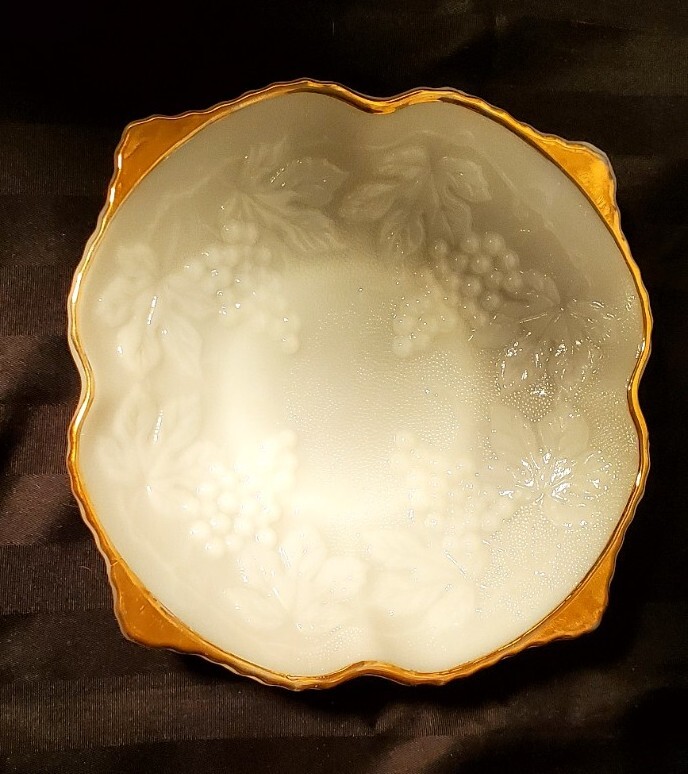 Anchor Hocking Milk Glass Pedistal Plate - Raised Grape gold trimmed Anchor Hocking Milk Glass Pedistal Plate - Raised Grape gold trimmed