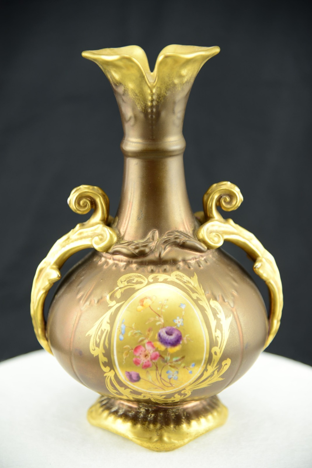 Antique Adderley England Circa 1912-1926 Vase Hand Painted Floral Gilt Handle