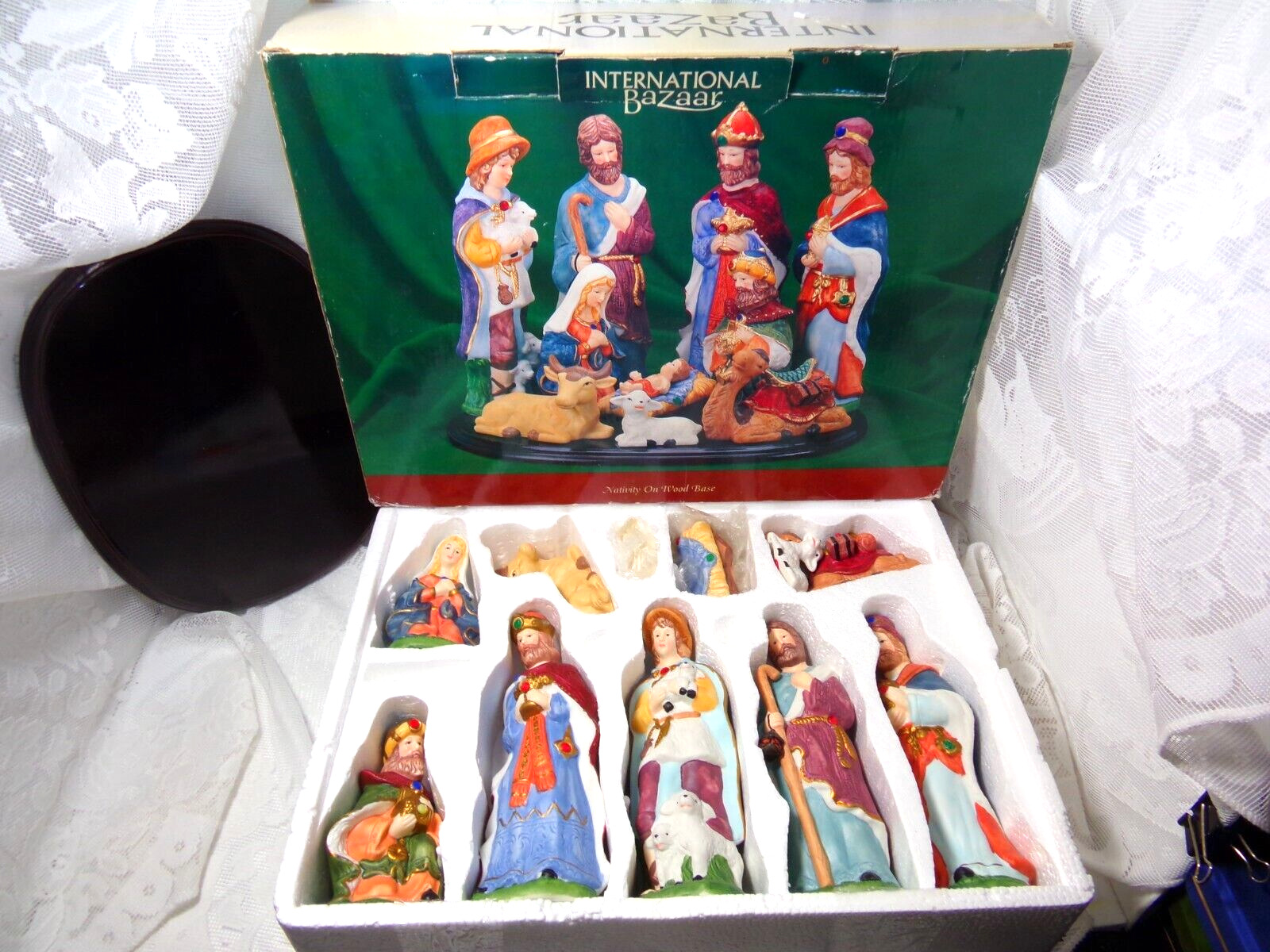 11pc nativity set Porcelain figurines on wood base by International Bazaar EUC