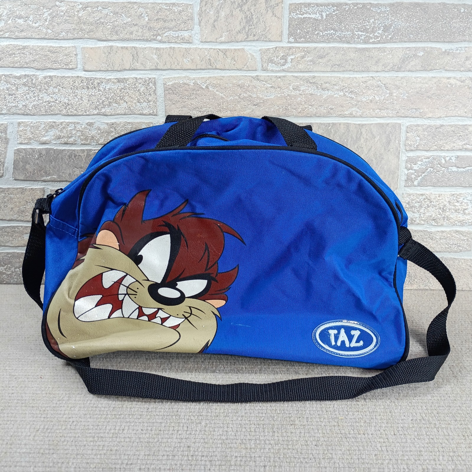 Vintage Looney Tunes Taz Tasmanian Devil Duffel Bag Lunch Cooler WB 1997