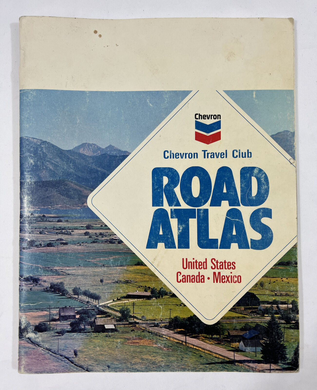 1982 Road Atlas & Travel Guide by Chevron Travel Club With Color Maps 80 Pg Book