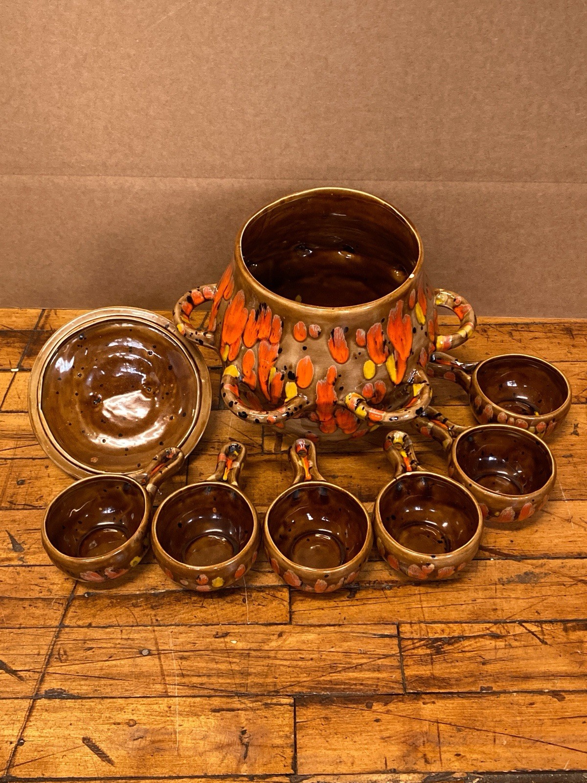 Vintage MCM Drip Glaze Pottery Soup Tureen Pot Set 6 Hanging Bowls Cups Brown