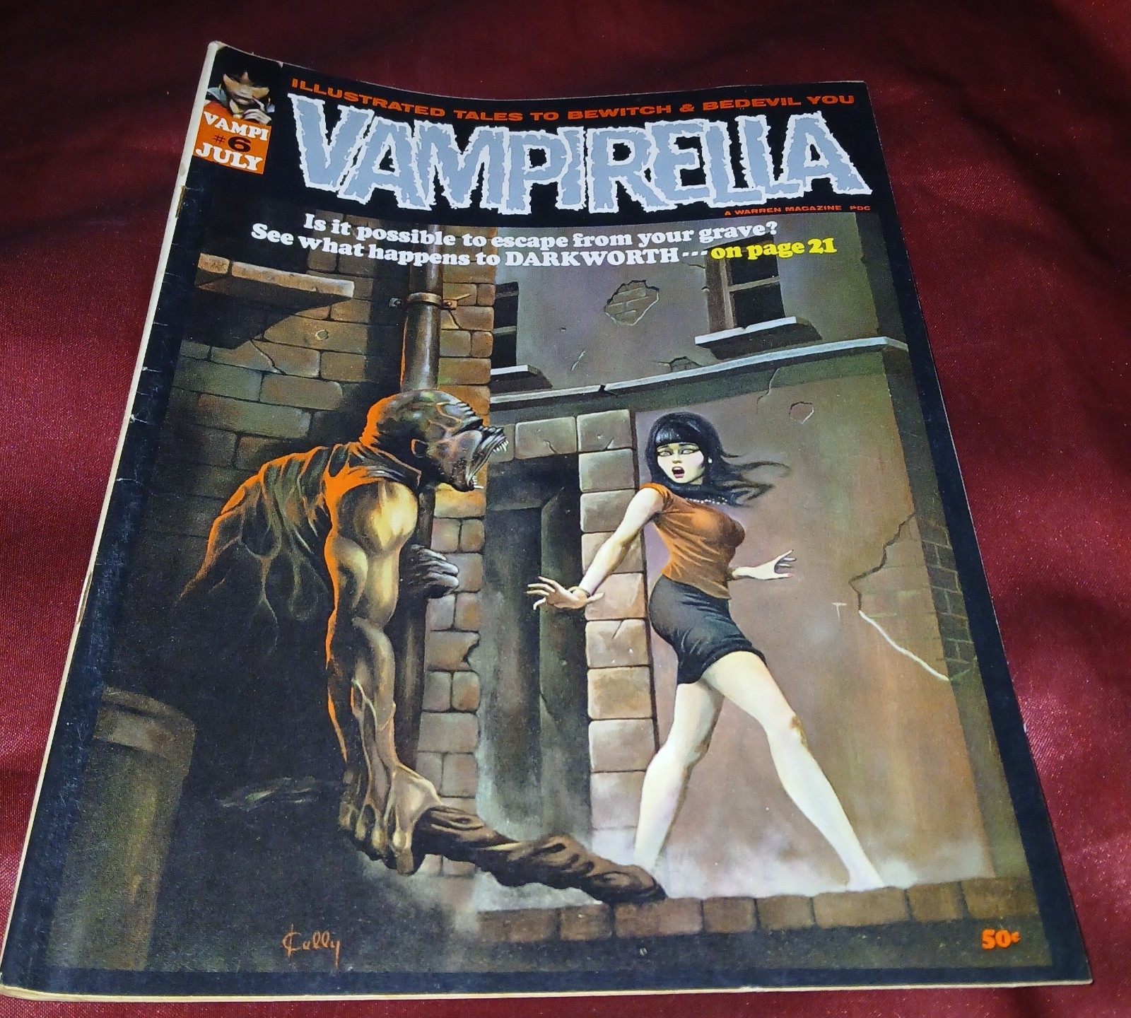 Vtg 1970 Vampirella #6 Magazine Warren Publishing NM- EUC