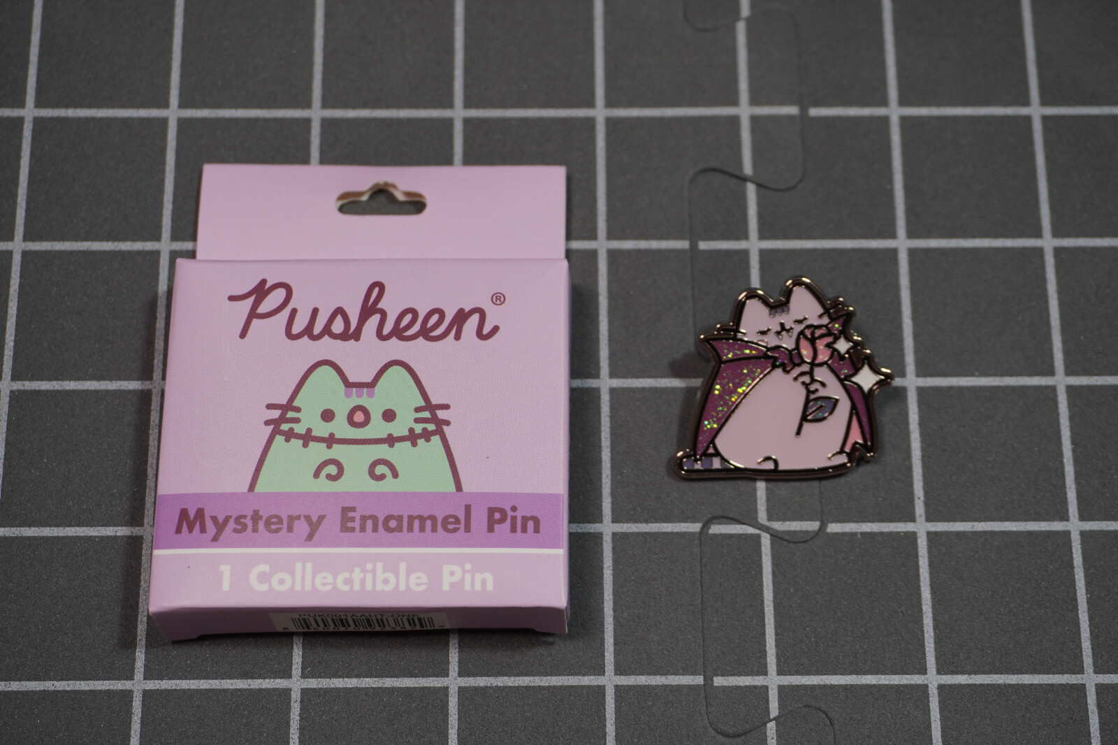 Pusheen the Cat Mystery Enamel Pins HALLOWEEN Series YOU CHOOSE GLOW IN DARK