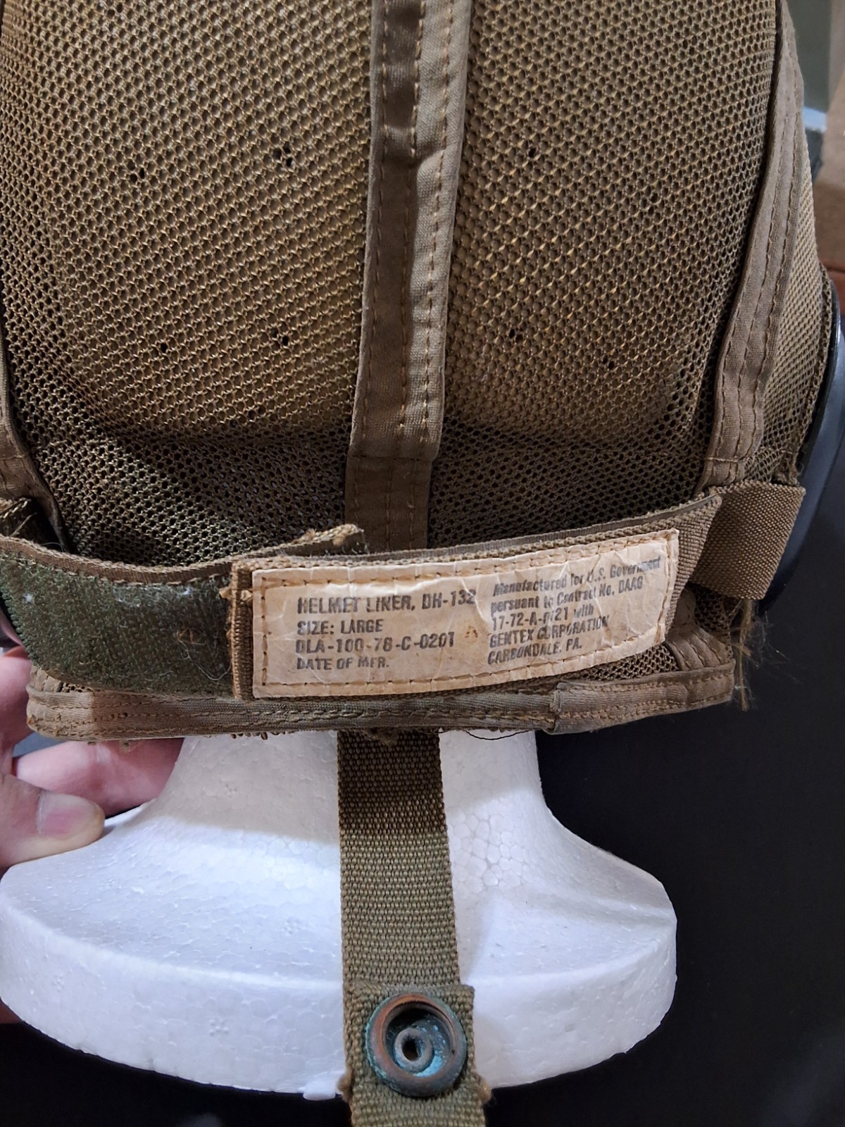 VIETNAM U.S. MILITARY HELMET LINER DH-132 LARGE GENTEX CORPORATION