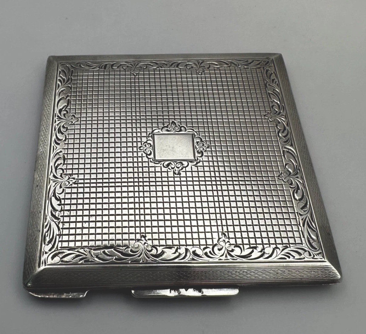 Geometric Art Deco Design Mirror Compact Case NO Mono Hallmarked MV 935 Silver