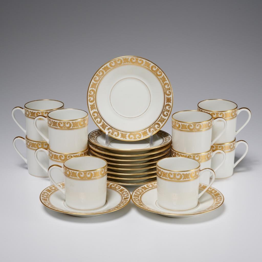 A Vignaud Limoges France Gold Porcelain Demitasse Cup & Saucer Set Vintage 21pc