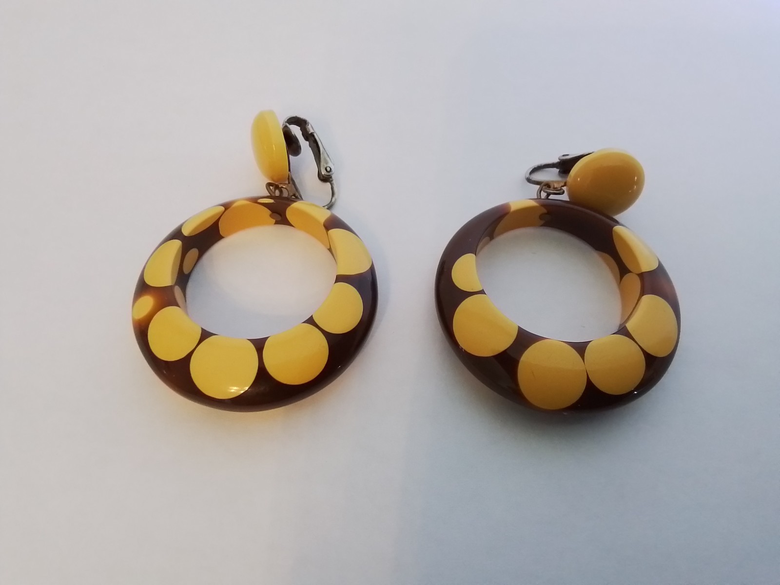 RARE Vintage BAKELITE Dangle Brown Earrings With Butterscotch Polka Dots RARE Vintage BAKELITE Dangle Brown Earrings With Butterscotch Polka Dots