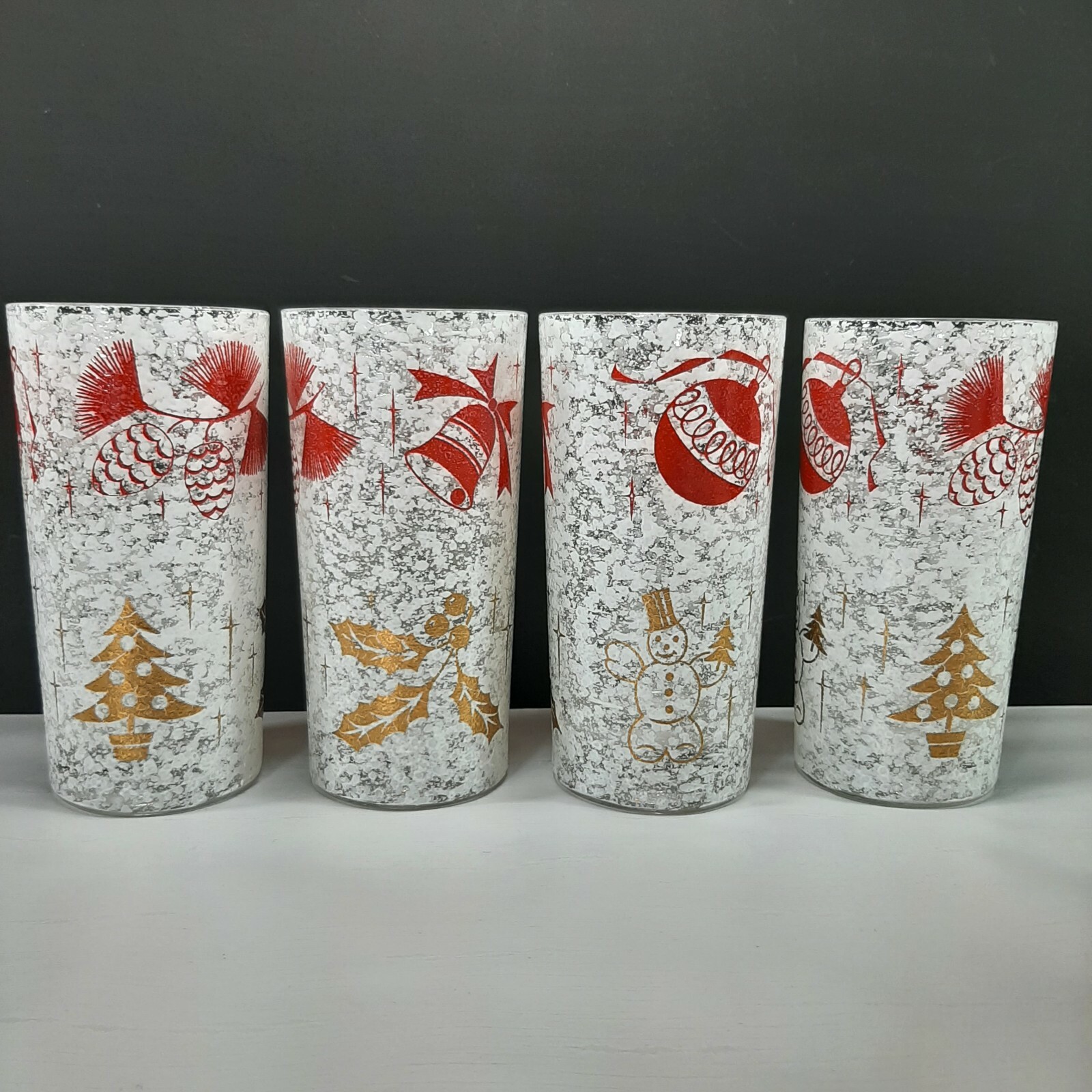 MCM West Virginia Glass Christmas Snowy Day Set Of 8 Hi Ball Drinking Glasses MCM West Virginia Glass Christmas Snowy Day Set Of 8 Hi Ball Drinking Glasses