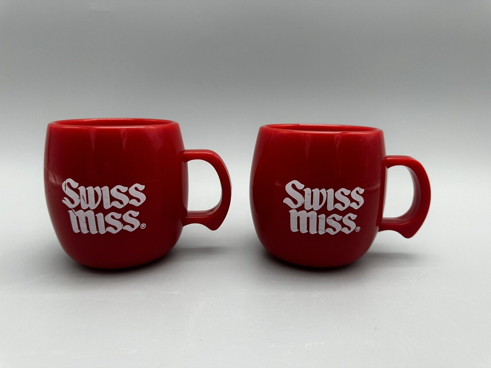 1970\'s Swiss Miss Hot Chocolate Mugs Red Plastic Coffee Cups White Letters A9