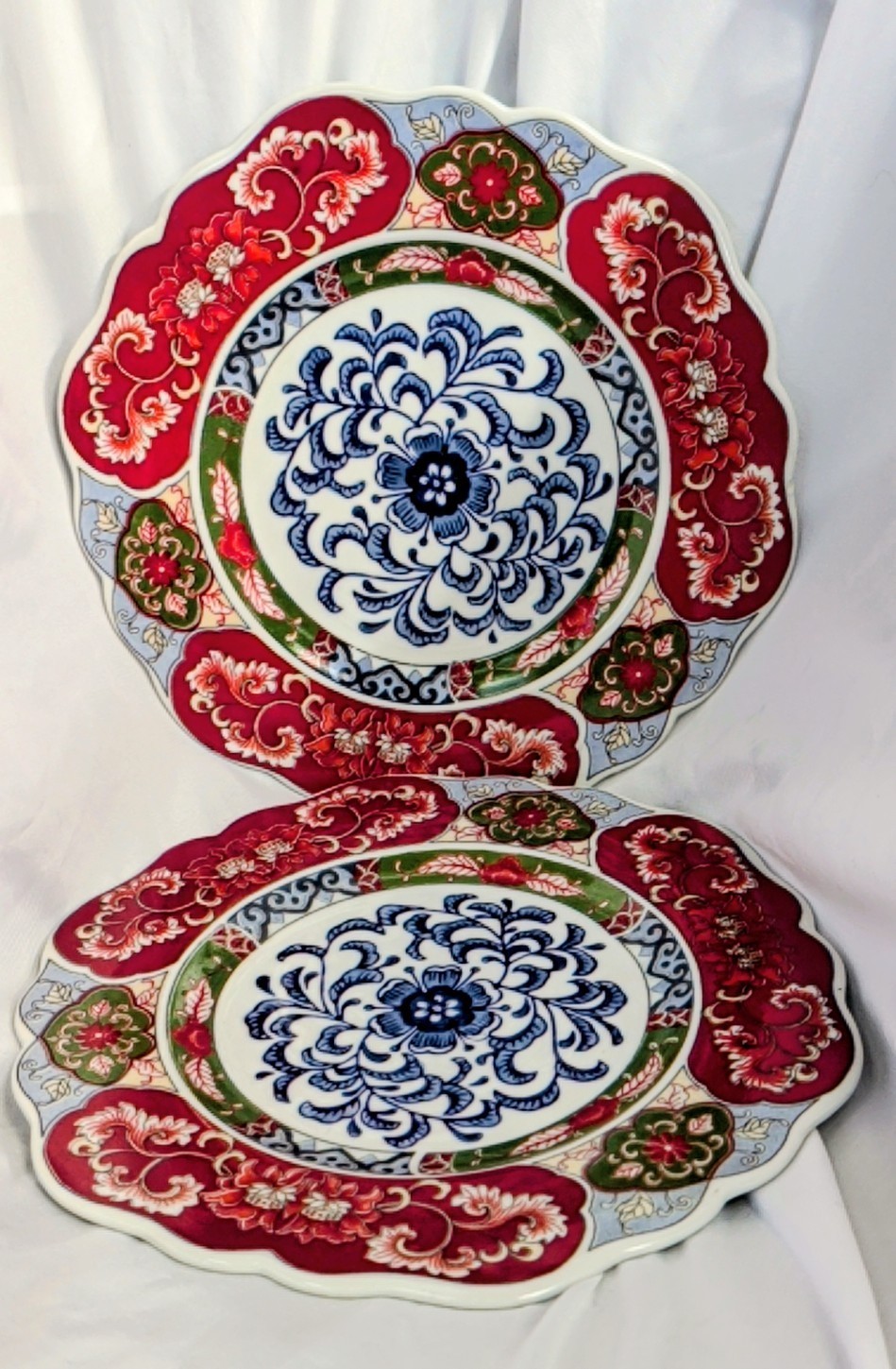 Two Vintage Red, White and Blue Asian Chinoiserie Floral Decorative Plates 10\