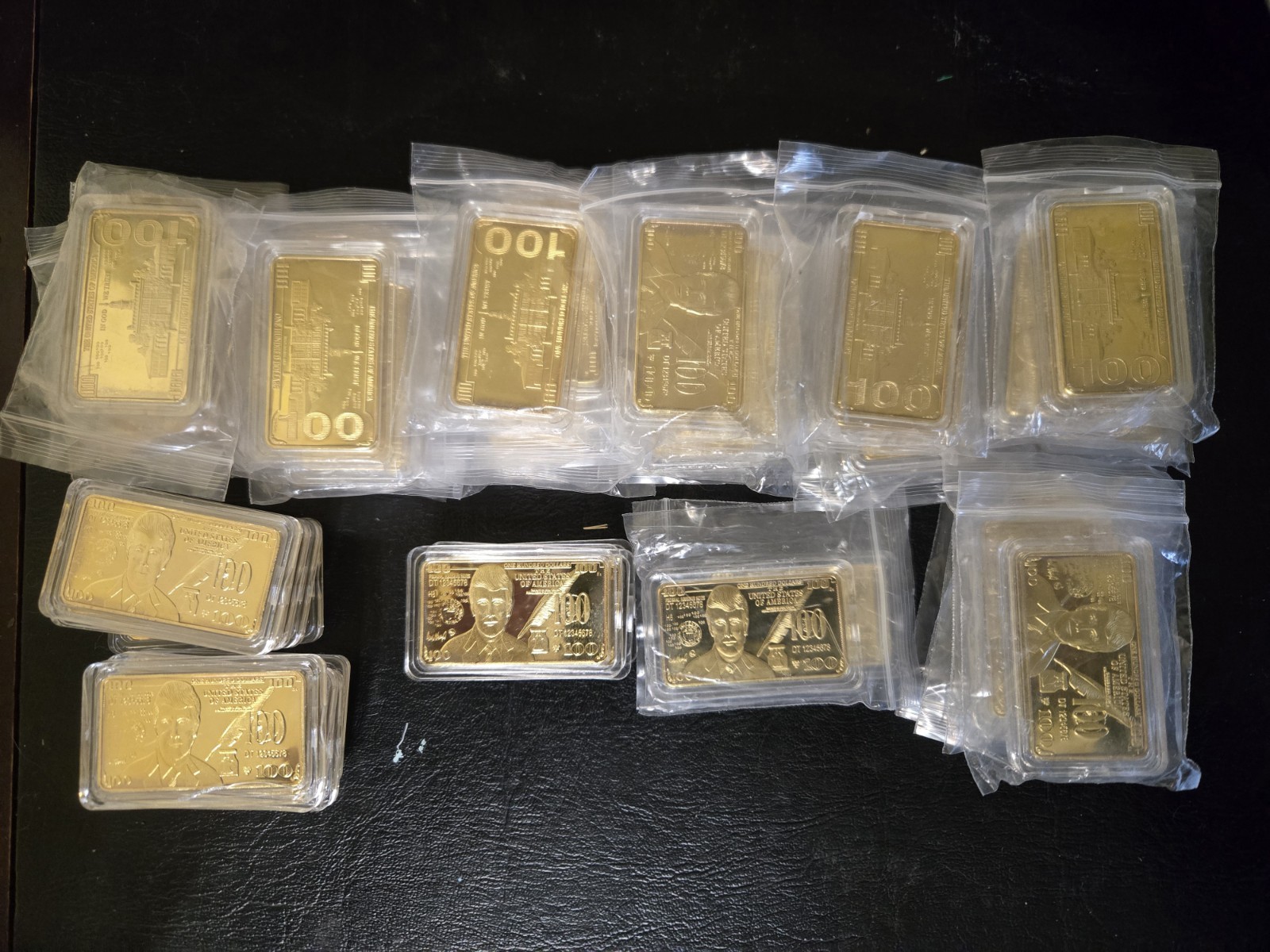 50 US President Donald Trump $100 Gold Plated Commemorative Bar Coin Gift