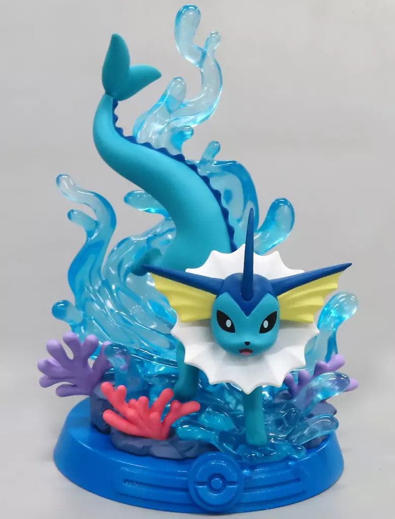 Pokémon Vaporeon Trading Figure Funism Let\'s Go on an Adventure Eevee Collectibl