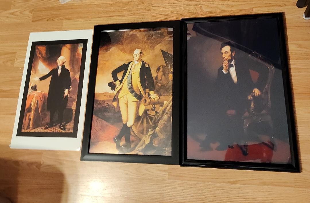 2 George Washington posters + 1 Abraham Lincoln Poster Great Condition