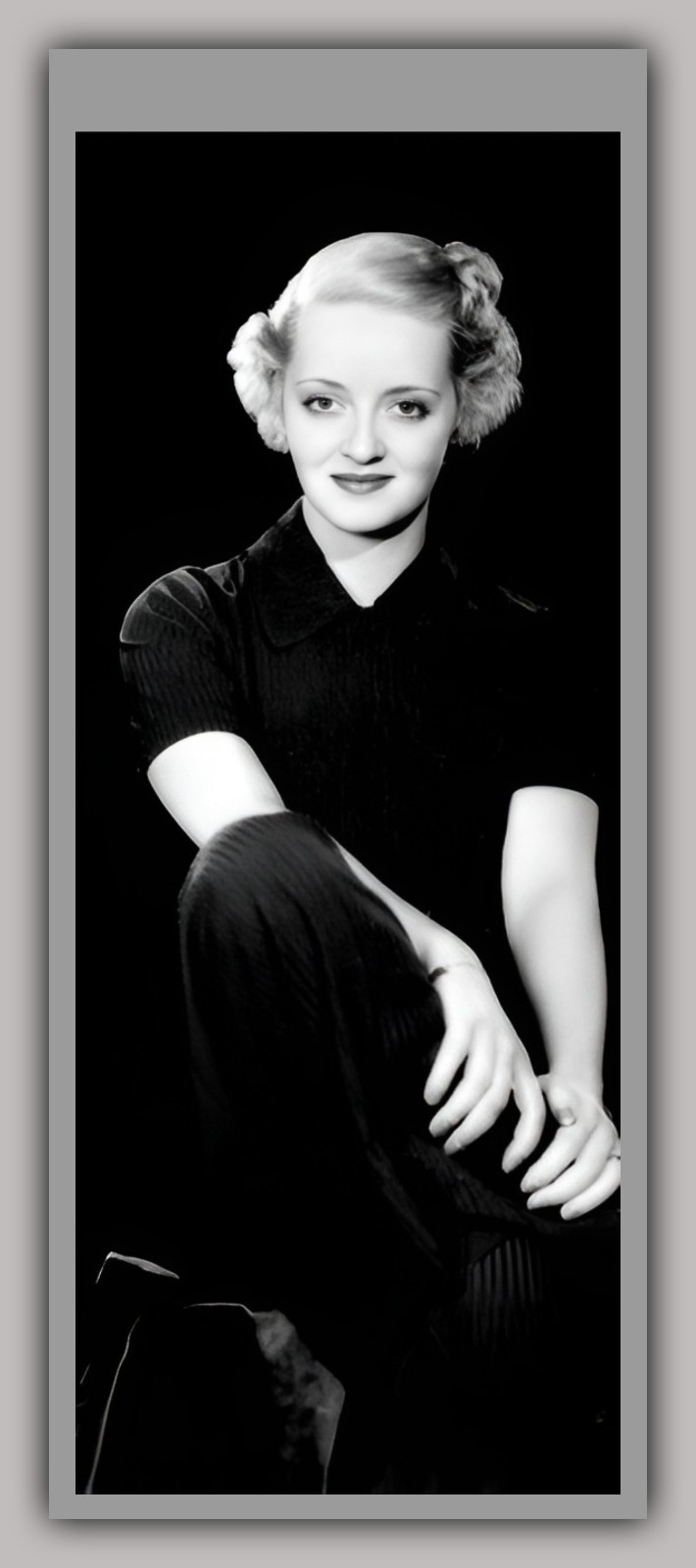 BETTE DAVIS - Star of the Golden Age of Hollywood - Laminated Photo Bookmark BETTE DAVIS - Star of the Golden Age of Hollywood - Laminated Photo Bookmark