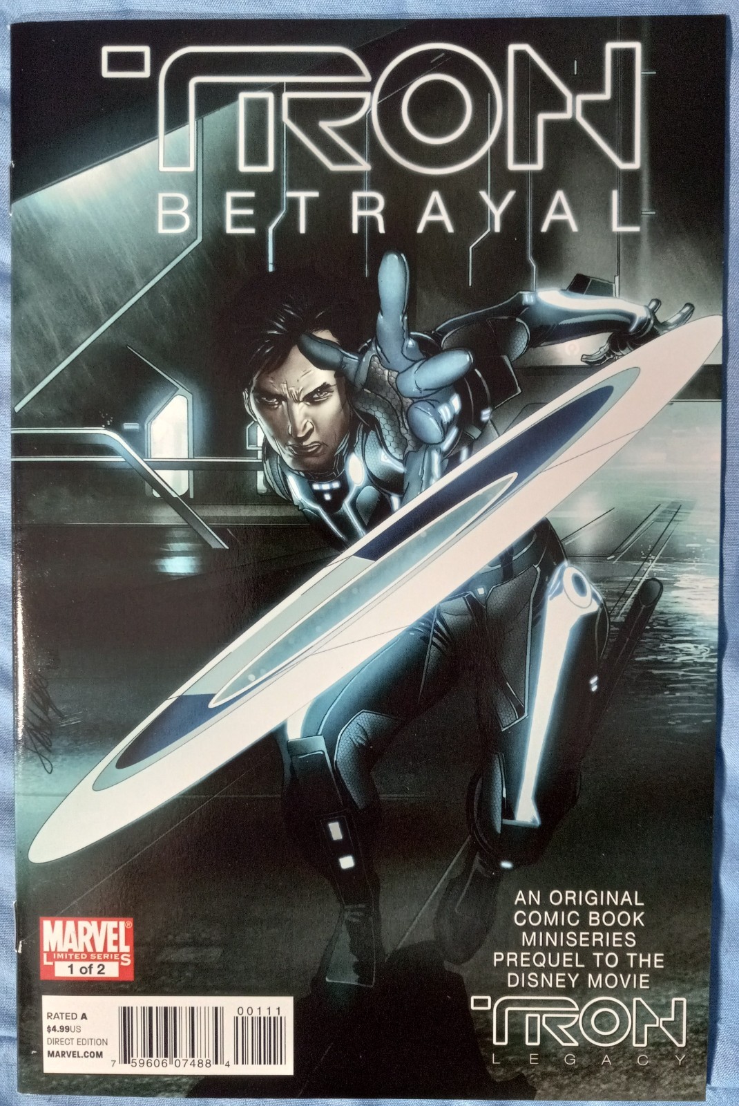 Tron Betrayal #1 NM Tron Legacy Movie Prequel