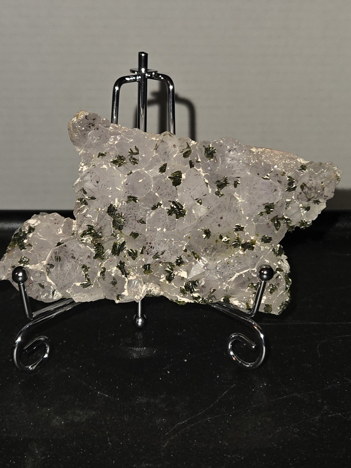 AMAZING VERY RARE MIX Super 7 matrix with epidote cubes display specimen R79