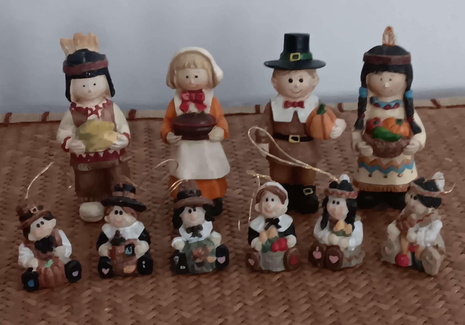 VTG Thanksgiving Pilgrim/Native American Mini Ornaments and Standing Figurines