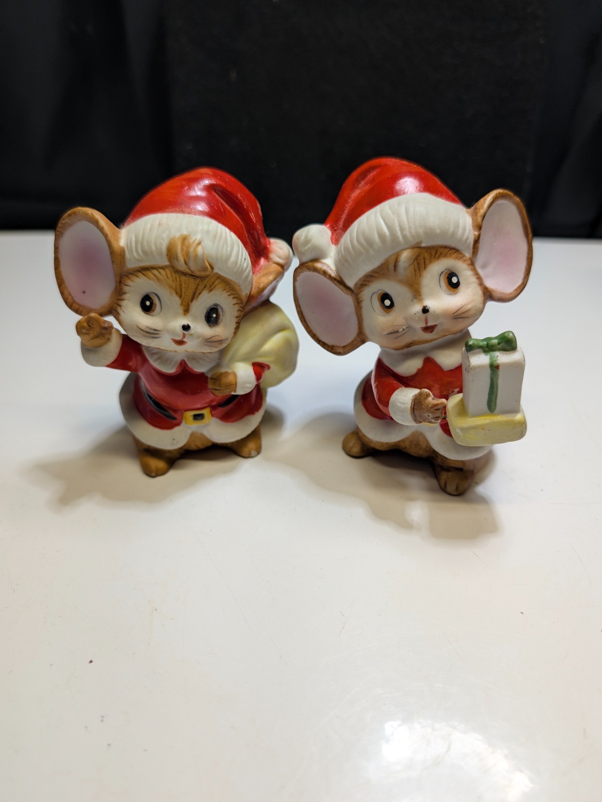 Vintage Homco 5405 Christmas Santa Mice With Gifts Ceramic Figurines Set Of 2