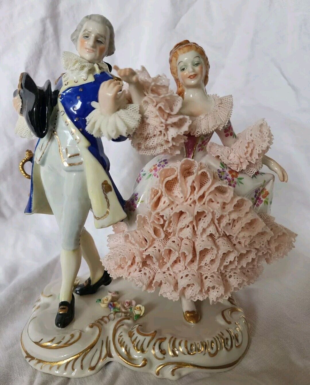 RARE MZ Irish Dresden Lace Figurine Couple