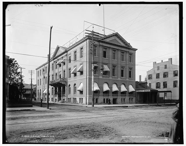 Photo:Mobile Alabama Y.M.C.A. Building 1910s Street View