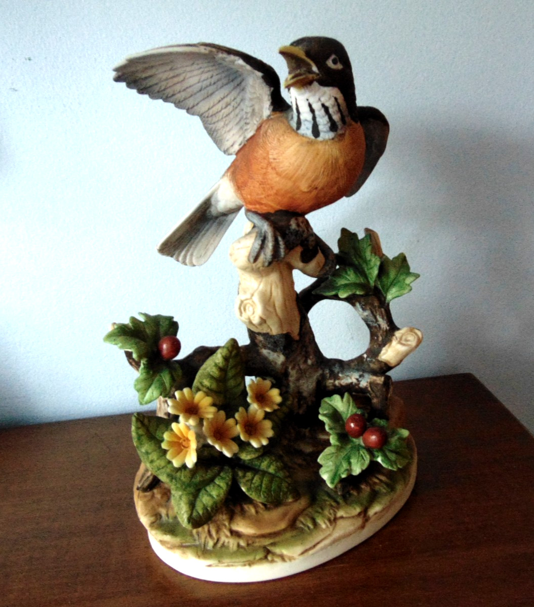 ANDREA SADEK Porcelain Figurine Robin Bird 9\