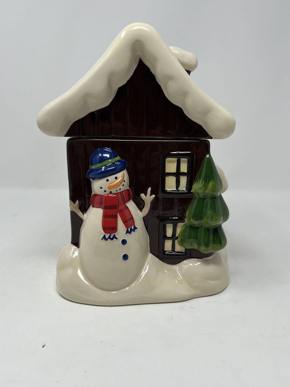 SCM Designs Snow Covered House Ceramic Cookie Jar with snowman tree clean GHA3.