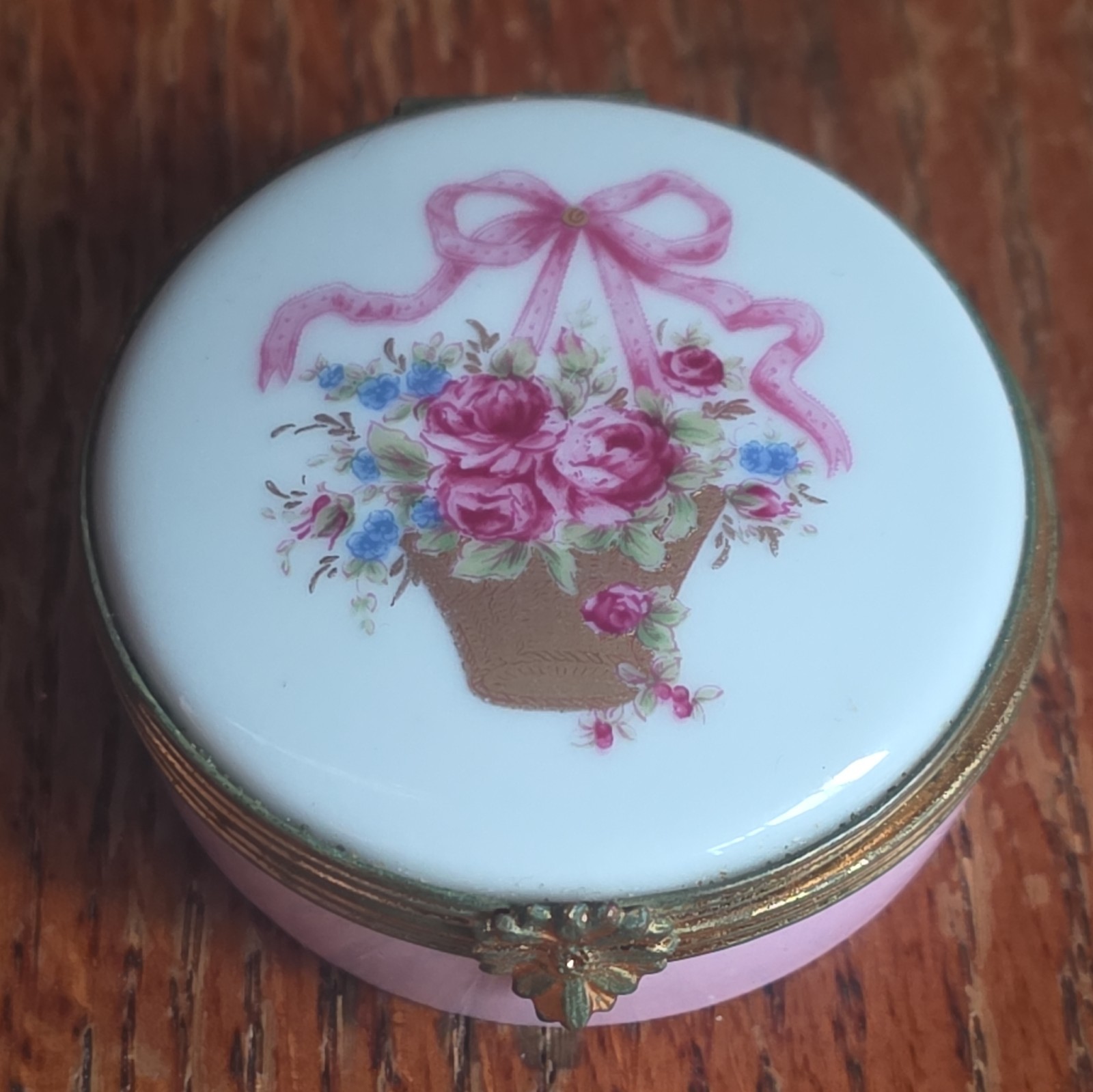 LIMOGES Castel France 2” Porcelain Floral Pink Roses Trinket Box Gold Trim