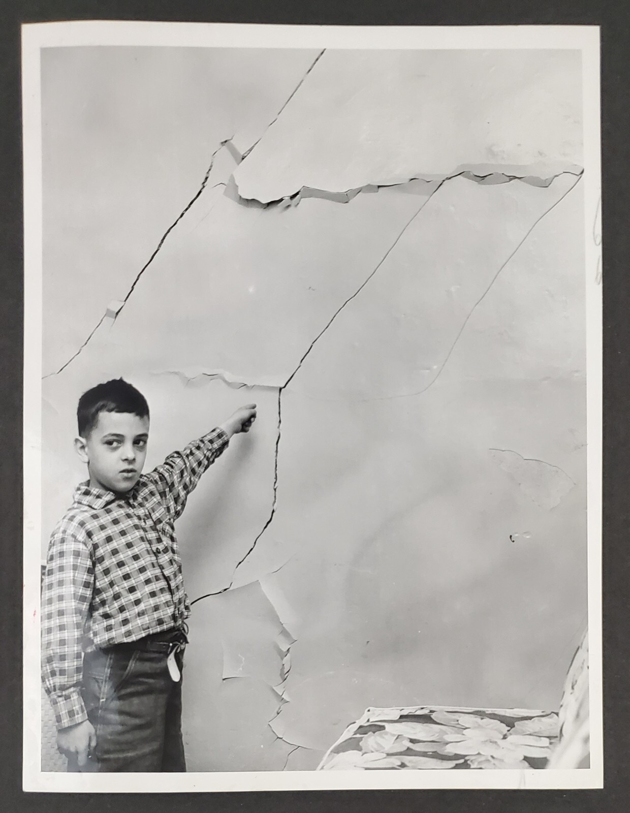 1960 Boston MA Maverick Housing Project Cracked Wall Boy Vintage Press Photo