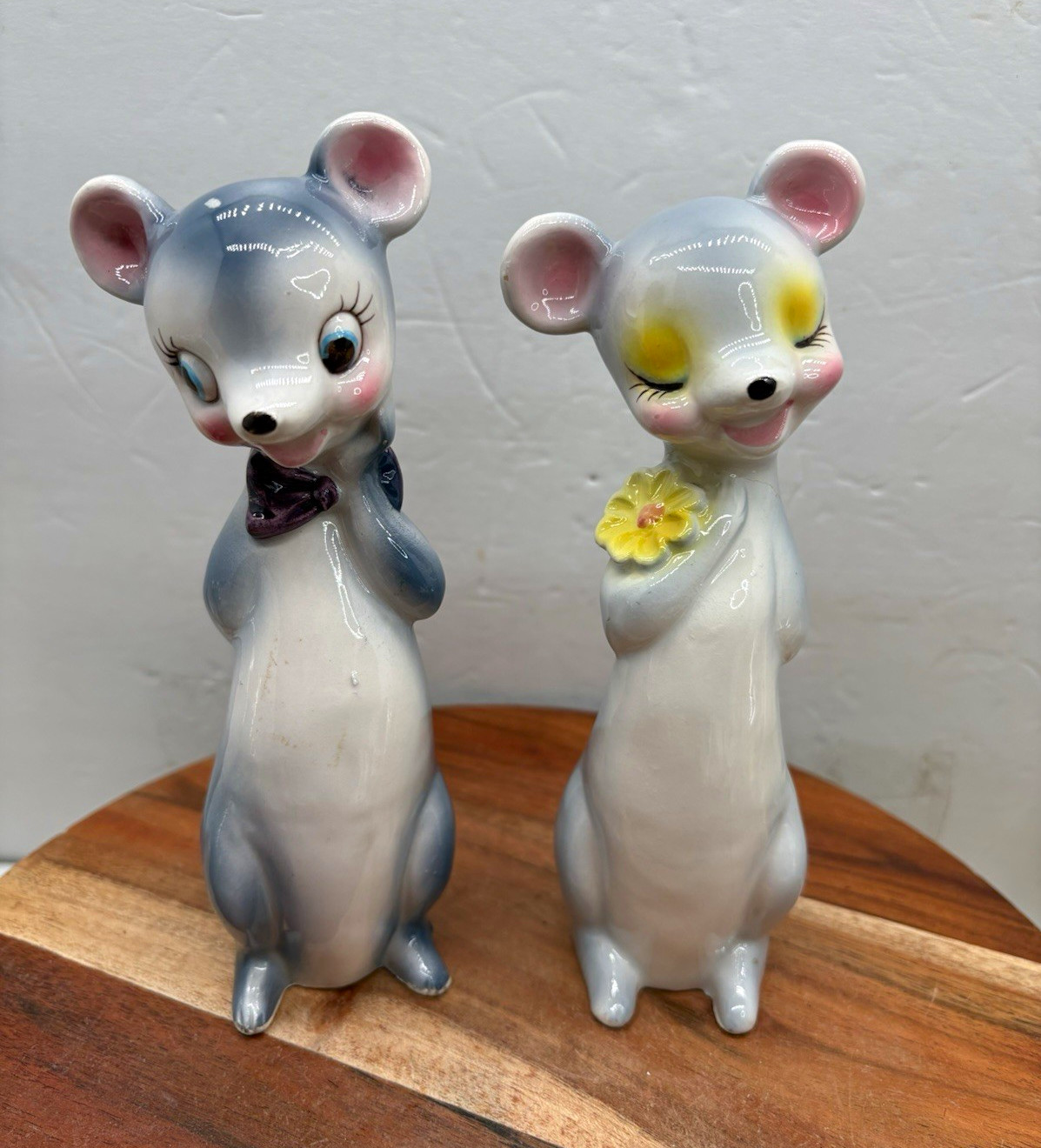 Vintage Kitschy Tall Anthro Ceramic Mouse Salt & Pepper Shakers Set 