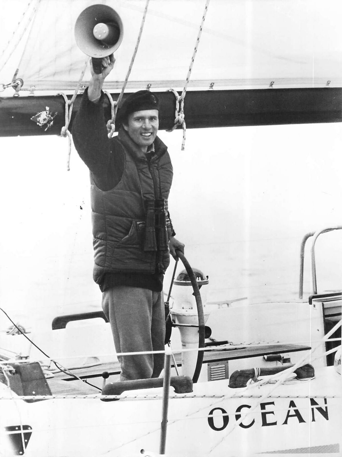 1980 Press Photo Record Sailor David Scott Cowper Wave Ocean Bound boat sailing 