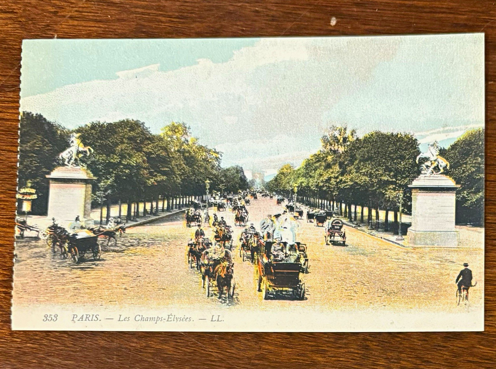 LL Paris Les Champs-Élysées Postcard Divided Back 1907-1915 Unposted