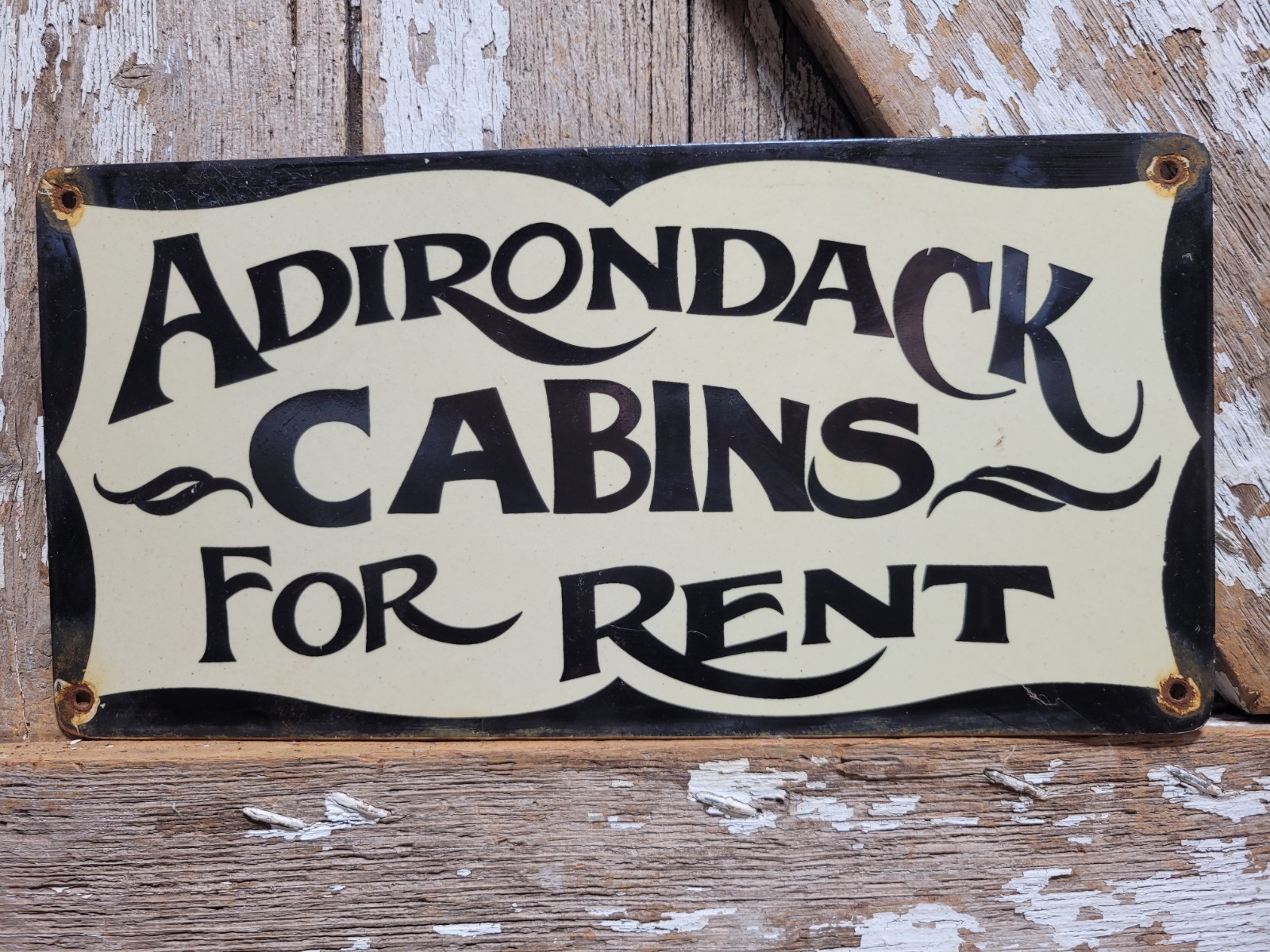 VINTAGE ADIRONDACK PORCELAIN SIGN OLD CABINS FOR RENT HOTEL INN NEW YORK STATE