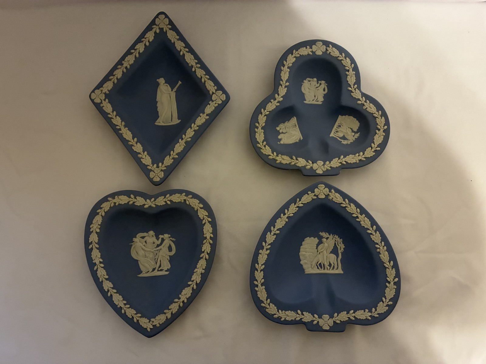 Vintage Wedgwood Blue Jasperware Set 4 Card Suit Dishes Heart Spade Club Diamond Vintage Wedgwood Blue Jasperware Set 4 Card Suit Dishes Heart Spade Club Diamond