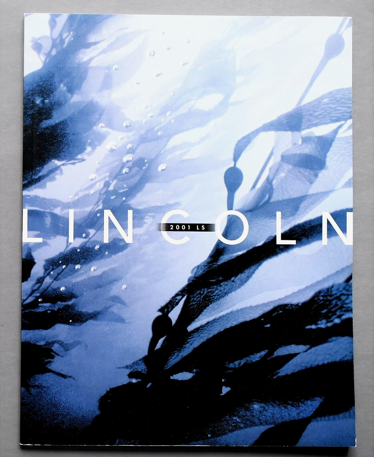 ORIGINAL 2001 LINCOLN LS SALES BROCHURE CATALOG ~ 36 PAGES ~ 10\
