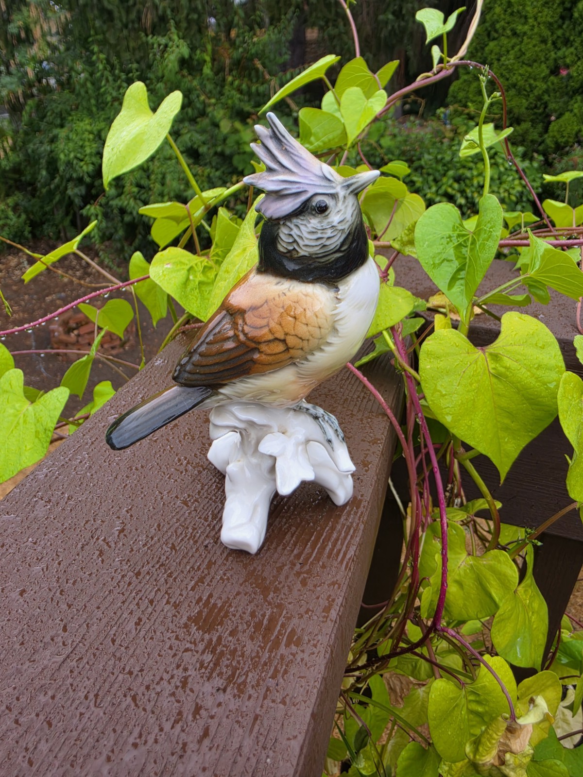 Vintage Mid-Century Karl Ens Volkstedt Crested Tit Bird Porcelain Figurine 5.5\
