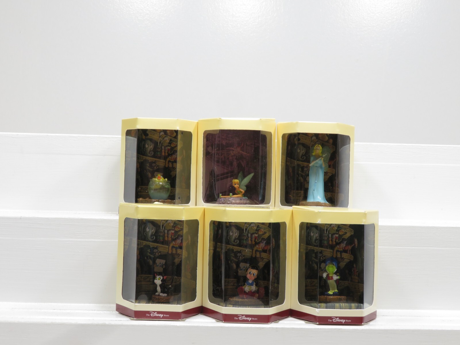 Disney Tiny Kingdom Lot of 6 NIB 6994