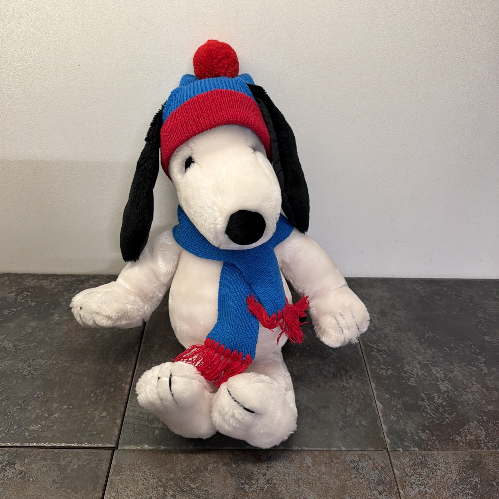 Vintage Large 18” Snoopy Plush United Feature Syndicate Stuffed Dog Peanuts 1972